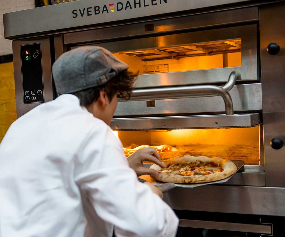 Proffs på pizza, pizzaugnar, fastfood och snabbmatsugnar Sveba Dahlen